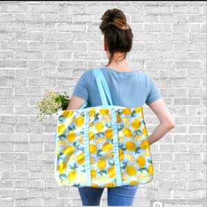 Nwt Lemons Extra Large Beach Bag